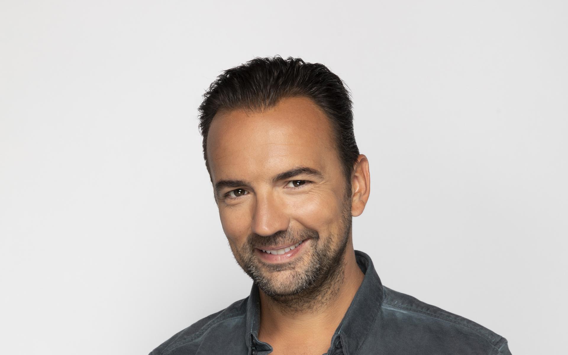 80-s-90-s-party-xl-met-dj-gerard-ekdom-in-de-meerpaal-dronten-flevopost